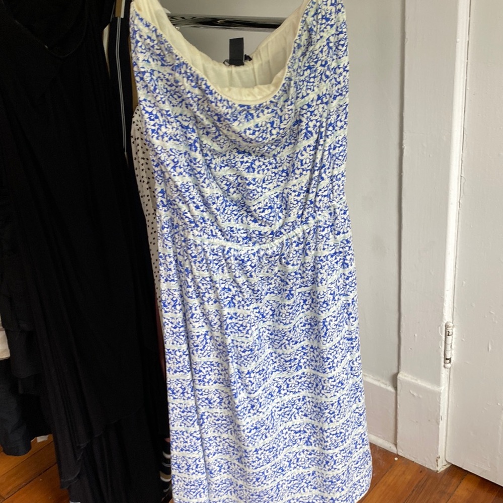 Strapless dress